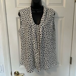 Black Label By Evan Picone Women’s Bkack and White Polka Dot Sleeveless Blouse